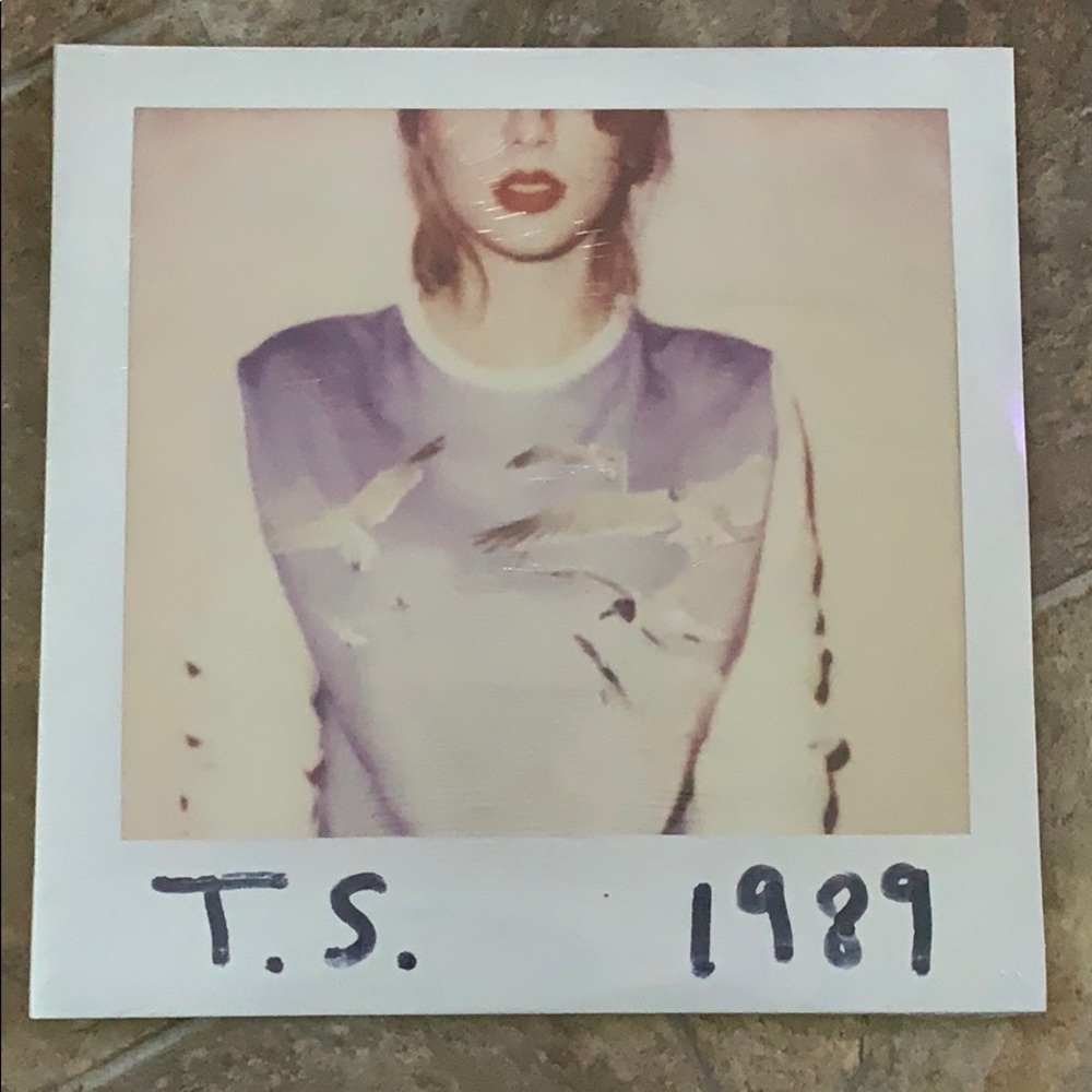 Taylor Swift 1989 vinyl record